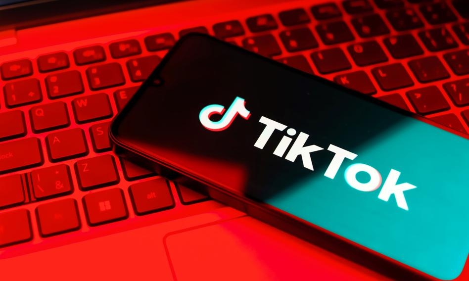 "Contenido inmoral". Ola de arrestos de usuarios de TikTok