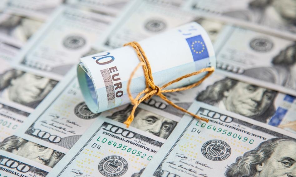 Dövizlerde büyük bir değişiklik yok. Dolar kuru 'kanala' döndü