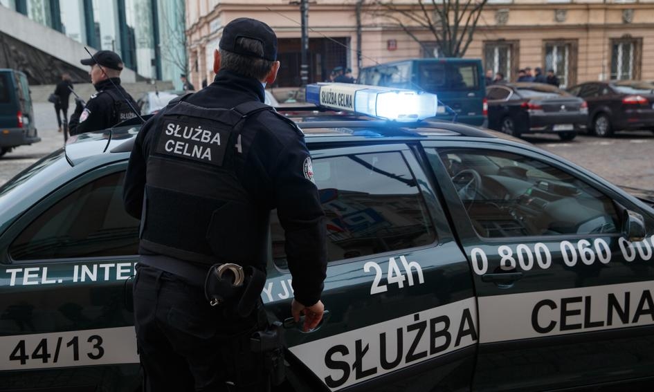 Serviços poloneses em ação. Contrabando de pneus sancionados para Boeings frustrado