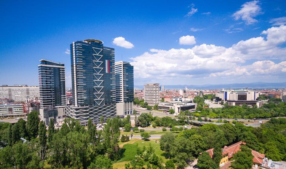 CE: Bulgária cumpriu os critérios. Pode aderir à zona euro