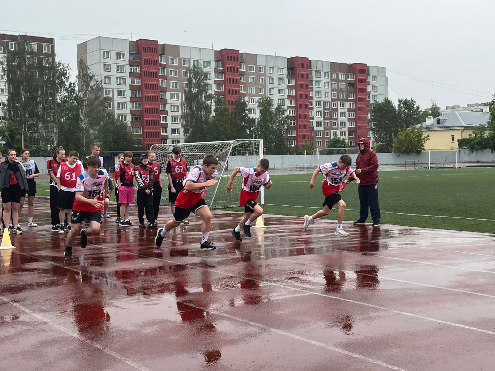 Artek Ahead: gli studenti di Velikij Novgorod vincono la tappa regionale del GTO Festival