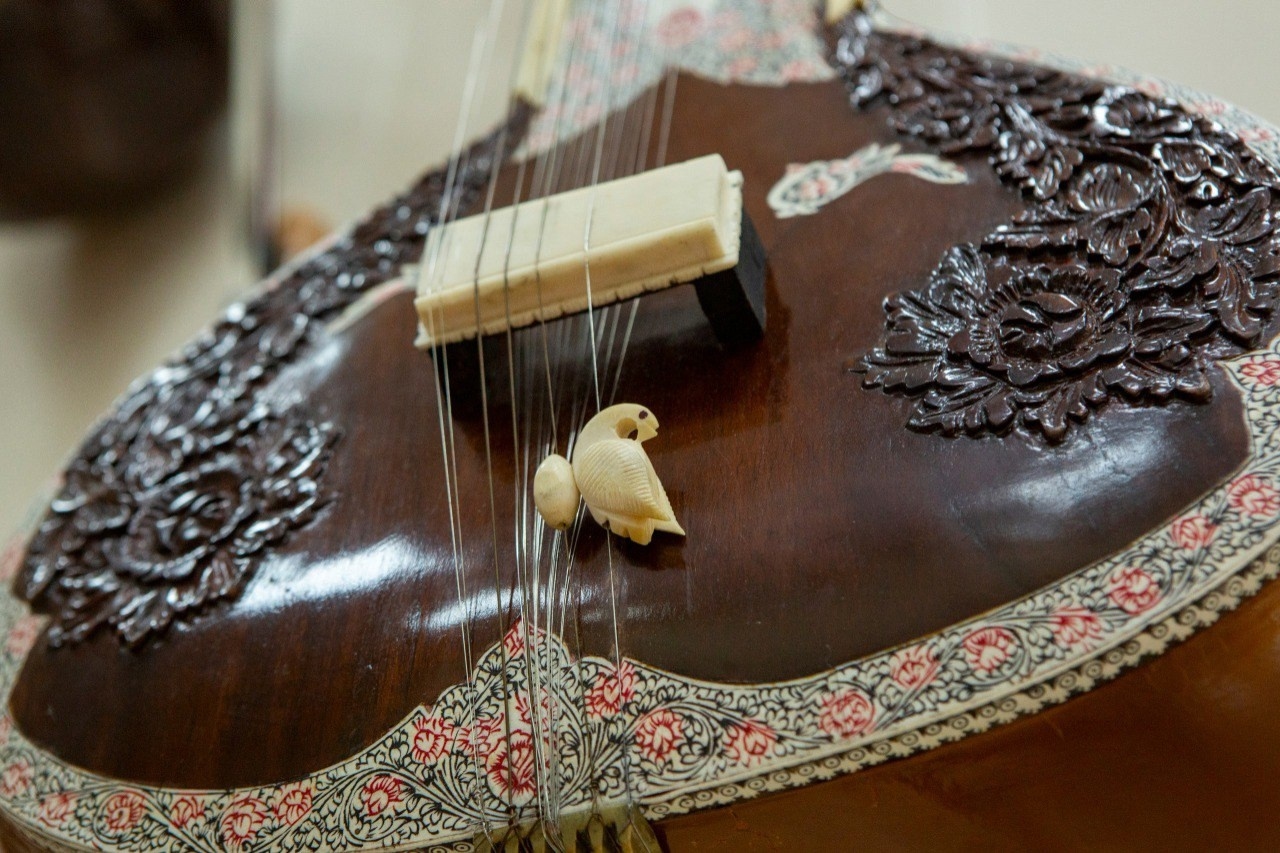 The Kremlin Library introduces Novgorodians to musical instruments of different nations of the world