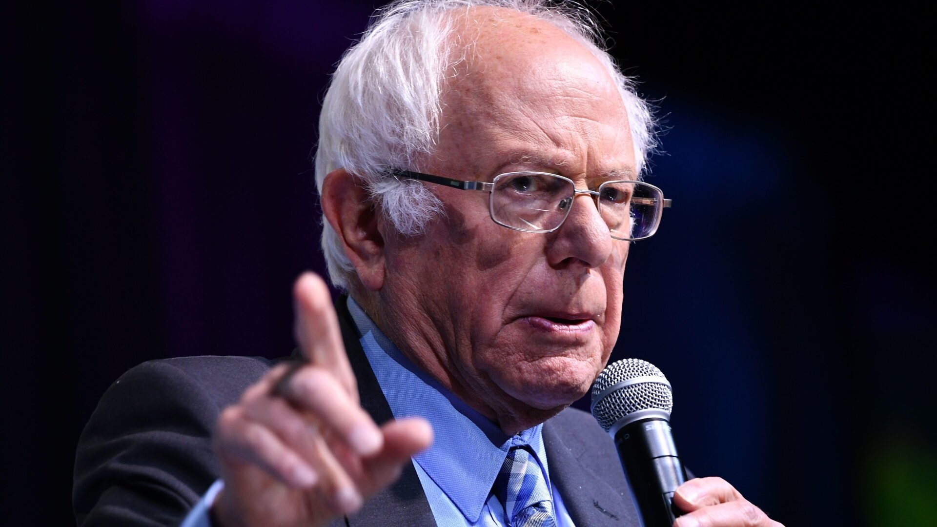 Bernie Sanders revela o "cenário apocalíptico" da IA que preocupa os principais especialistas