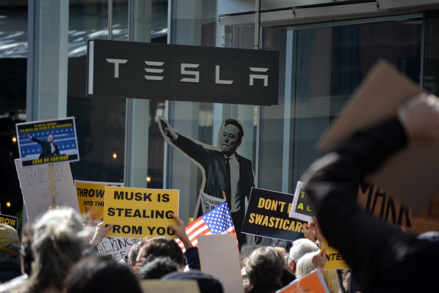 How Tesla Could Skirt Trump’s Tariffs While Everyone Else Pays Up