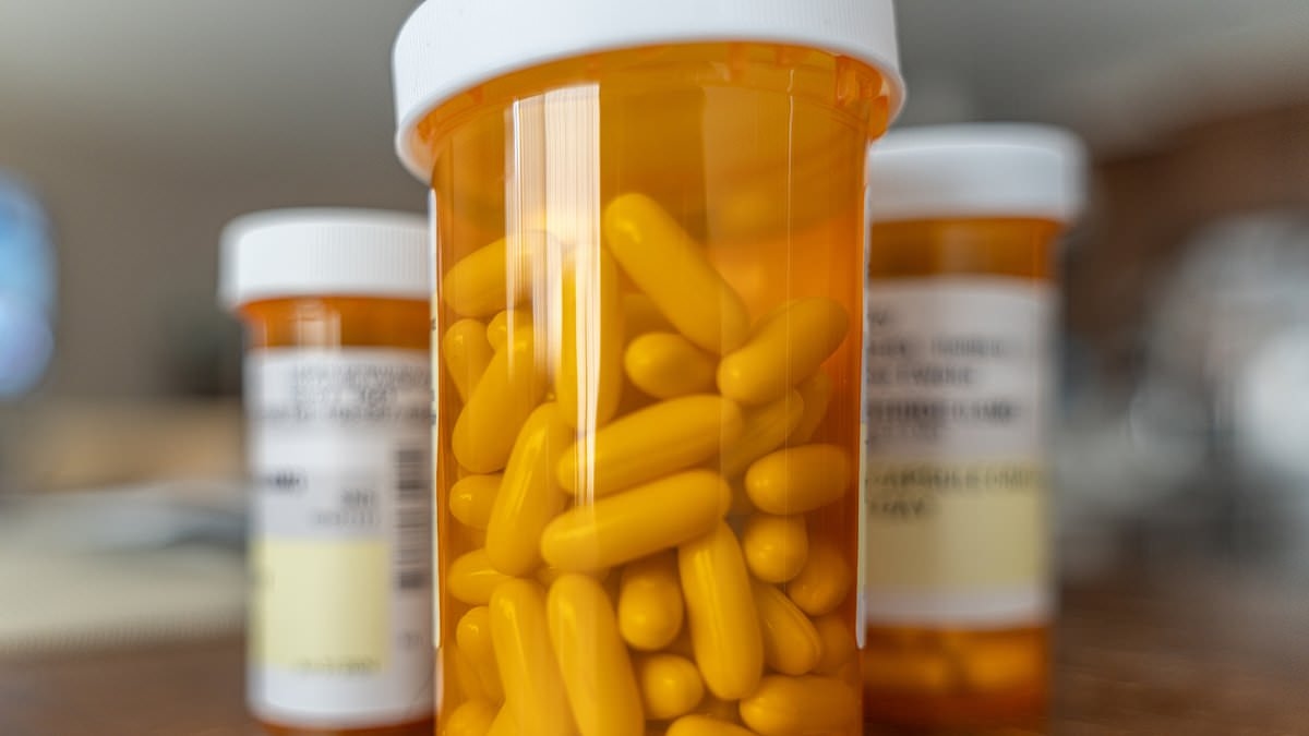 Trumps 'aardverschuivende' nieuwe uitvoerende order die de kosten van medicijnen waar miljoenen mensen op vertrouwen drastisch zal verlagen