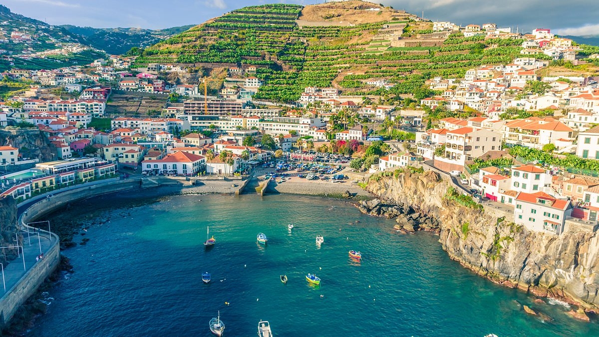 easyJet lancia una nuova rotta verso l'isola paradisiaca europea famosa per il suo clima soleggiato