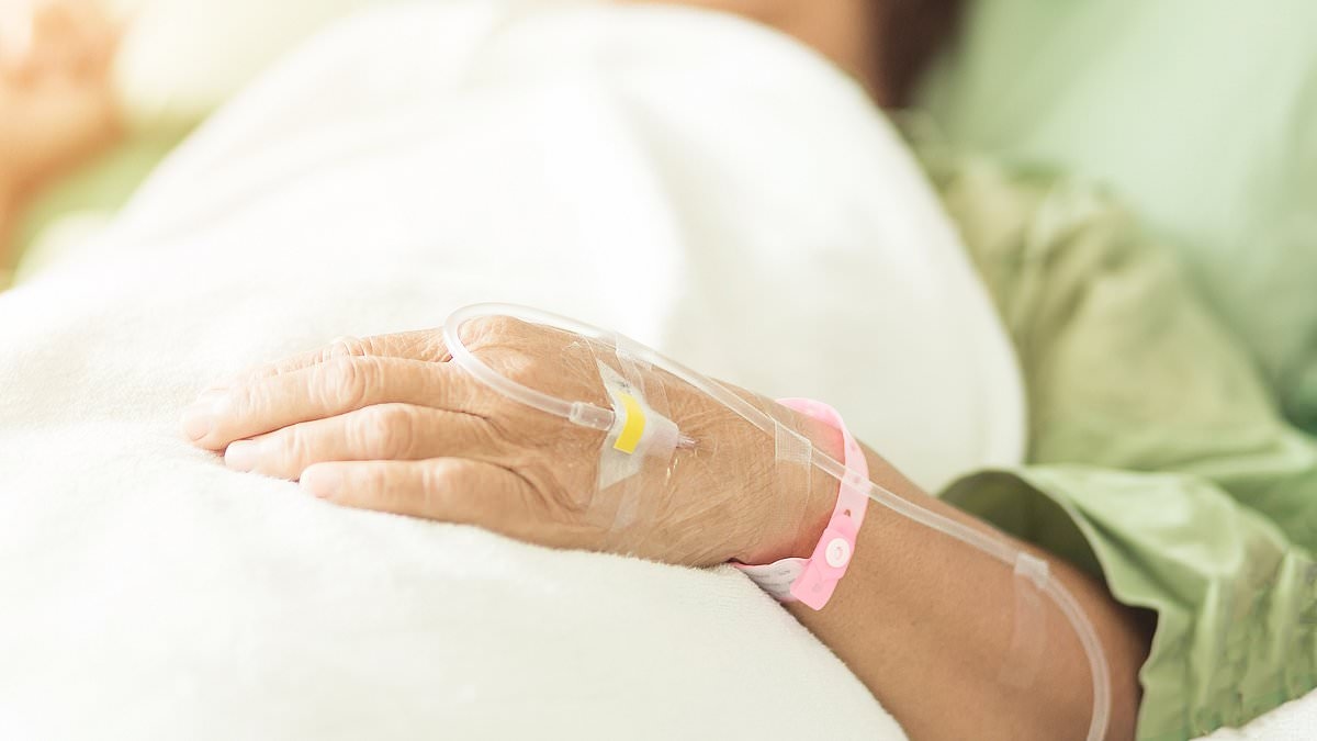 Más de dos tercios de los pacientes con cáncer esperan más de DOS MESES para iniciar el tratamiento en algunas partes de Inglaterra. ¿Cómo le va a SU área?