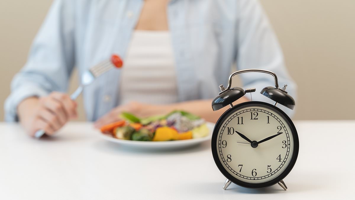 Revelado: Especialistas descobrem que dieta da moda amada por milhões não é melhor do que outros planos de perda de peso