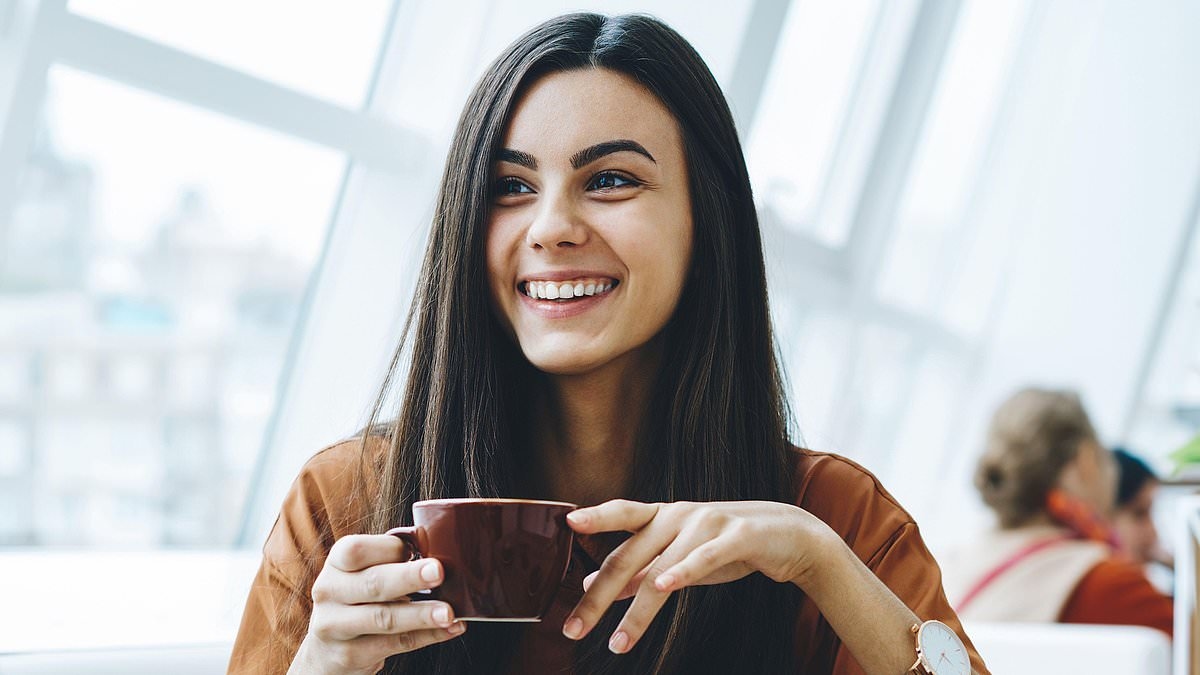 Un certo tipo di caffè è collegato a una malattia oculare invalidante, avvertono i medici: smettete di berlo, SUBITO