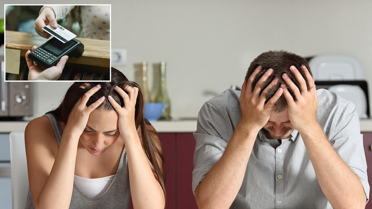 Sollten Sie die Finanzen mit Ihrem Partner teilen? Fast die Hälfte spricht erst über Geld, wenn sie zusammenleben.