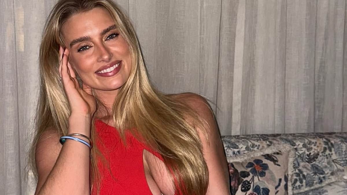 The world's most glamorous cricket commentator Grace Hayden opens up to her fans in a VERY revealing Q&A