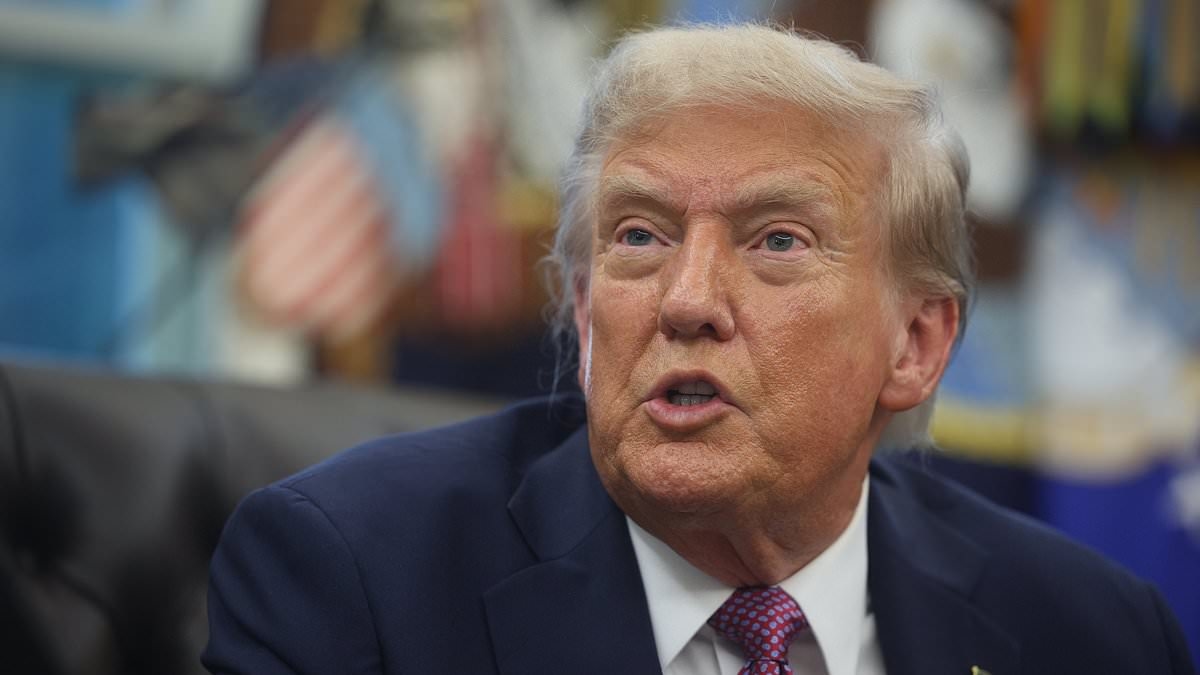 Trump doet een schokkende aankondiging over autisme door Tylenol, terwijl hij belooft het 'schandalige' vaccinatieschema te schrappen in een grote medische reorganisatie