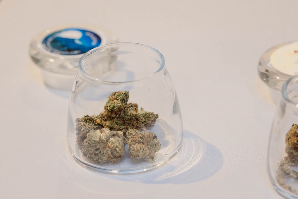 As ligações da maconha com ataques cardíacos e derrames estão se tornando cada vez mais claras.