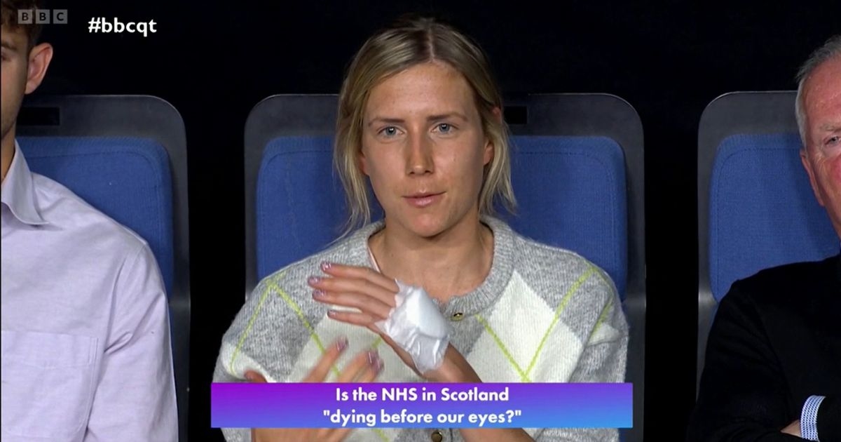 BBC Question Time'da bir kadın, 'başarısız' NHS hakkındaki tartışmada 10 yıllık sağlık mücadelesini paylaştı