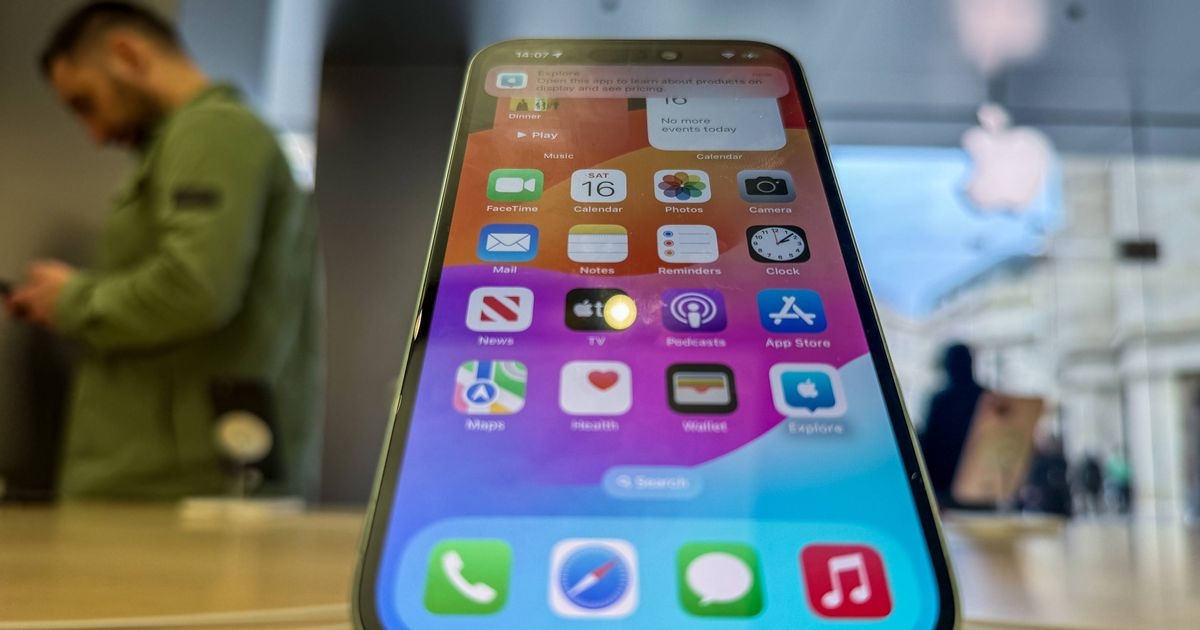 Hacking warning issued to all iPhone users who are urged to check one setting