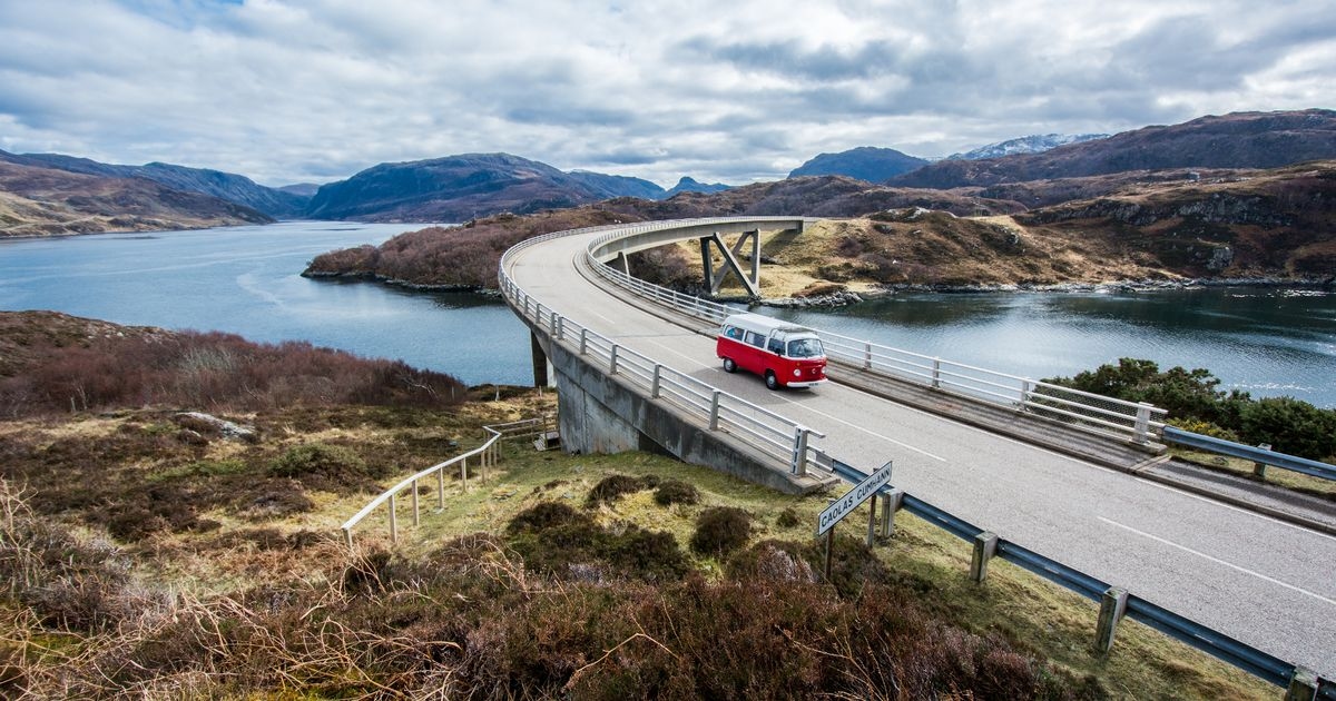 Una hermosa región del Reino Unido alberga el "mejor viaje por carretera del mundo", superando a la icónica Ruta 66.