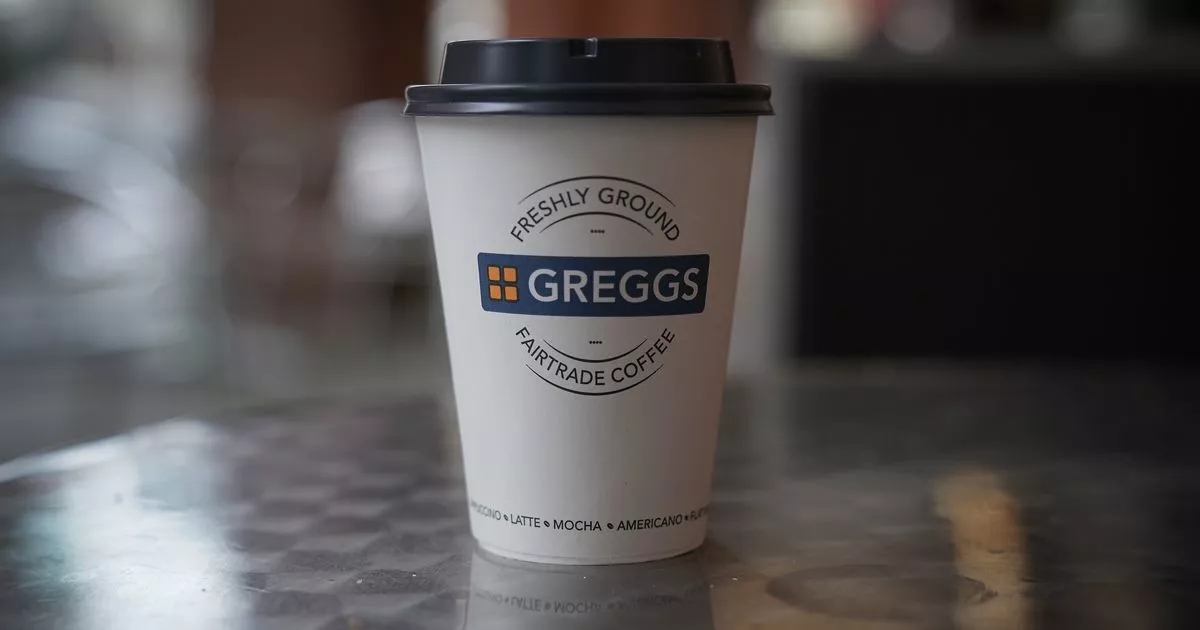 Greggs wprowadza ofertę śniadaniową za 4 funty z dodatkowym produktem