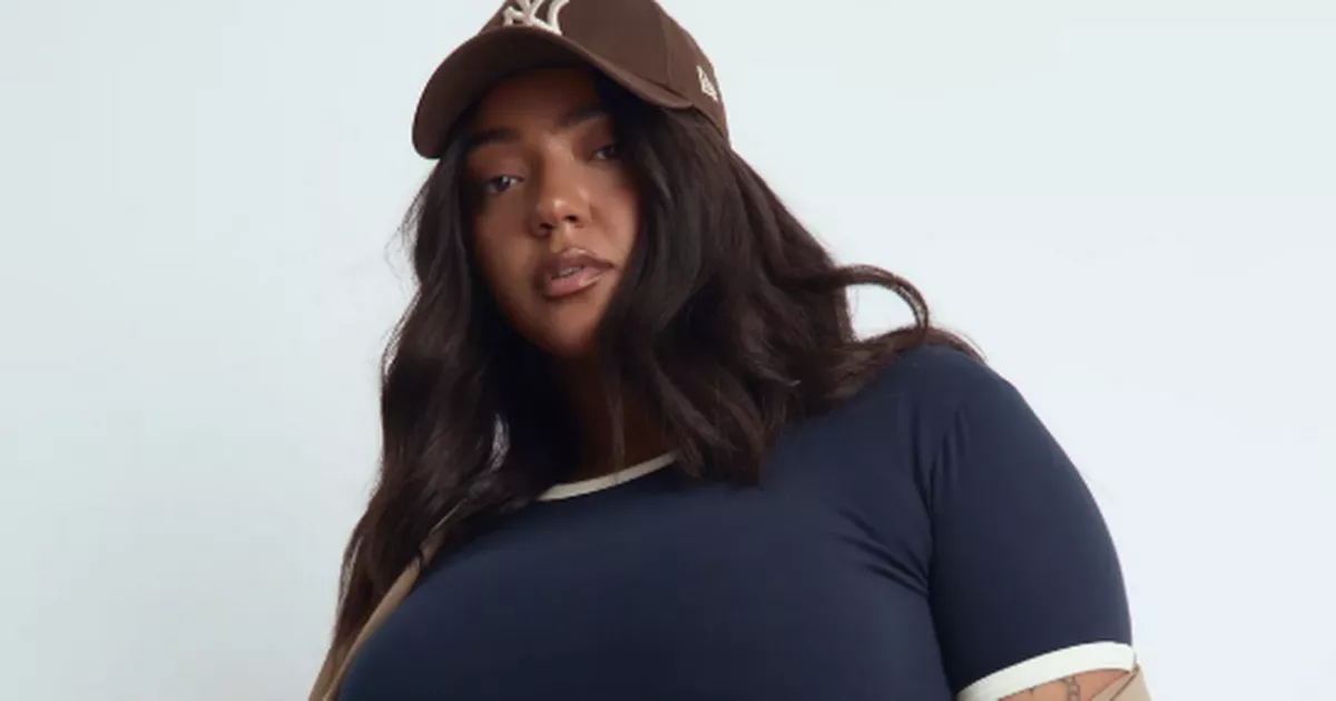 La nuova linea basic di Boohoo è davvero conveniente e ricorda l'interno del guardaroba di Molly-Mae