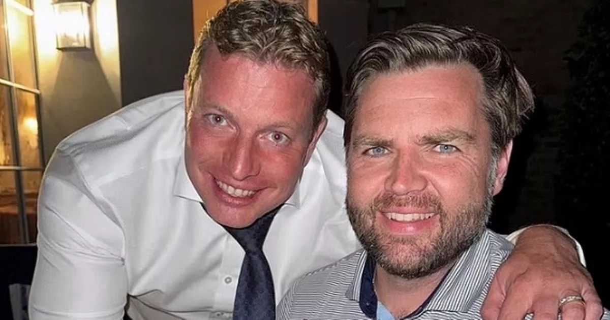 JD Vance nawiązuje nietypową przyjaźń z gwiazdą serialu „The Apprentice” Thomasem Skinnerem