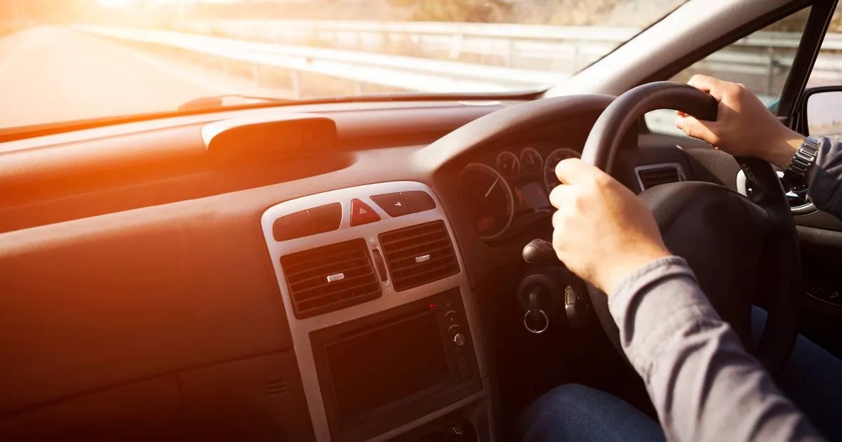 Britânicos que dirigem na Espanha devem verificar se precisam de uma autorização de £ 6 antes de alugar um carro