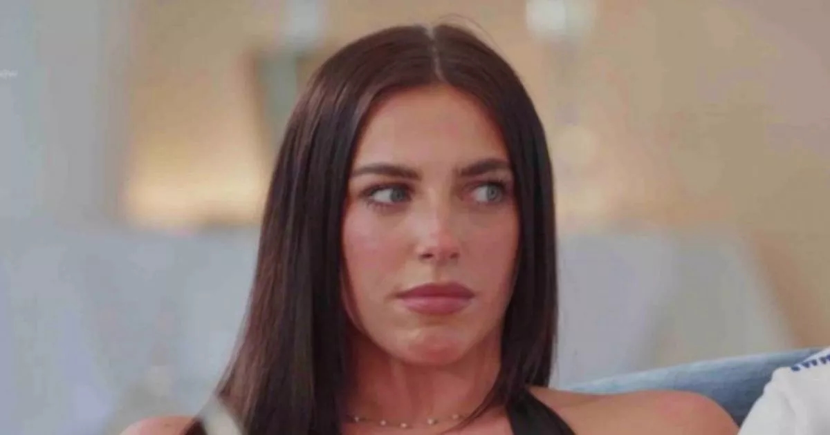 MAFS UK yıldızı Erica Roberts, Love Island villasına 'yayınlanmayan sahnelerde' girdiğini açıkladı