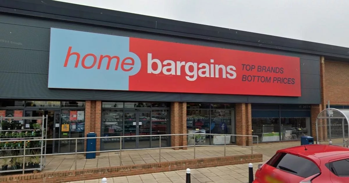 Fani Home Bargains kupują odżywkę do ust za 1,49 funta, która wszędzie indziej kosztuje 15 funtów