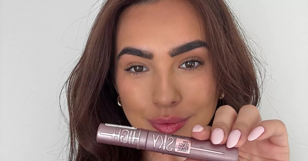 'Probé la máscara de pestañas viral Sky High de Maybelline en oferta en Amazon Prime'