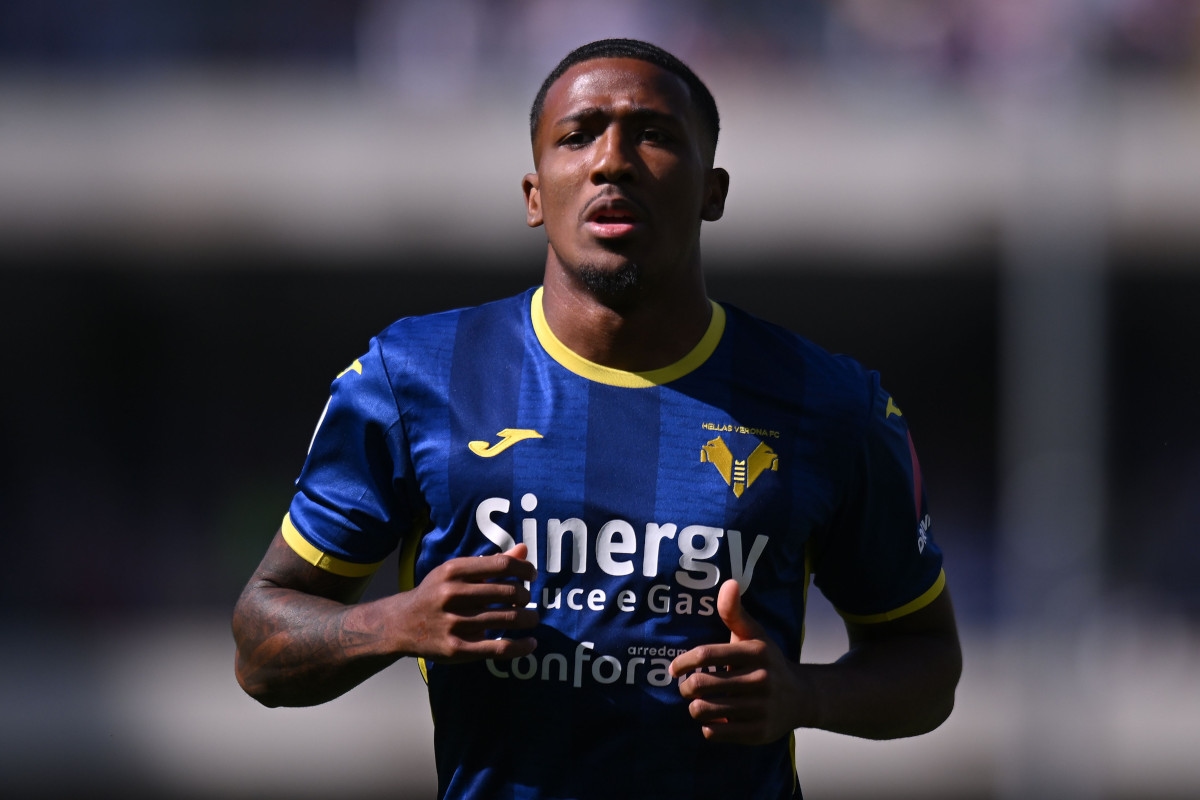 Done Deal: Tchatchoua klaar voor Wolves na aanvaarding bod van 12 miljoen