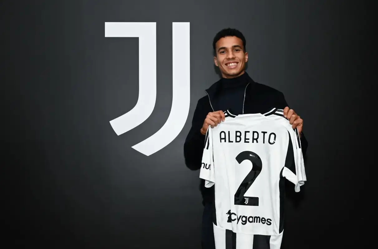 Why Alberto Costa has yet to make his Juventus debut