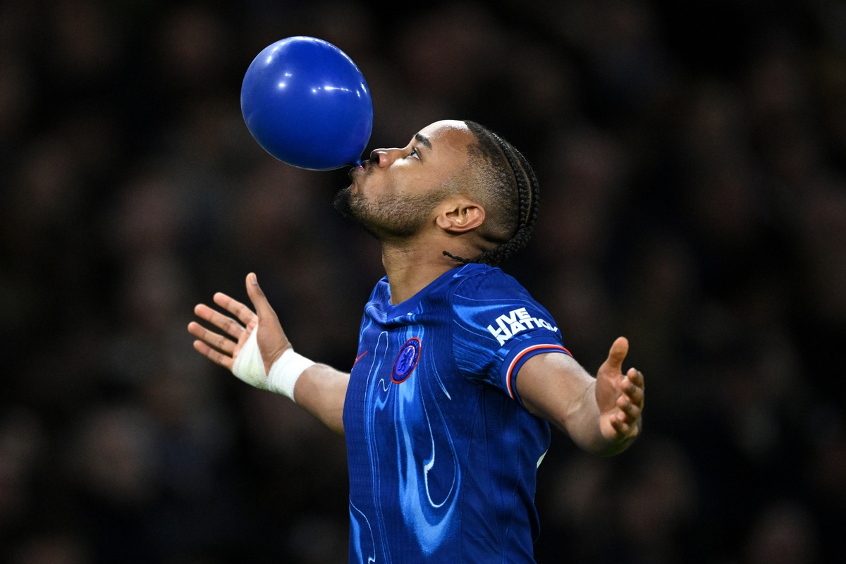 El Inter considera fichar a un delantero del Chelsea tras las salidas de Correa y Arnautovic