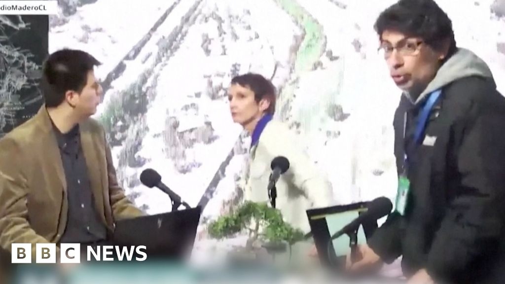 Regardez : Le tremblement de terre au Chili secoue une émission de télévision en direct