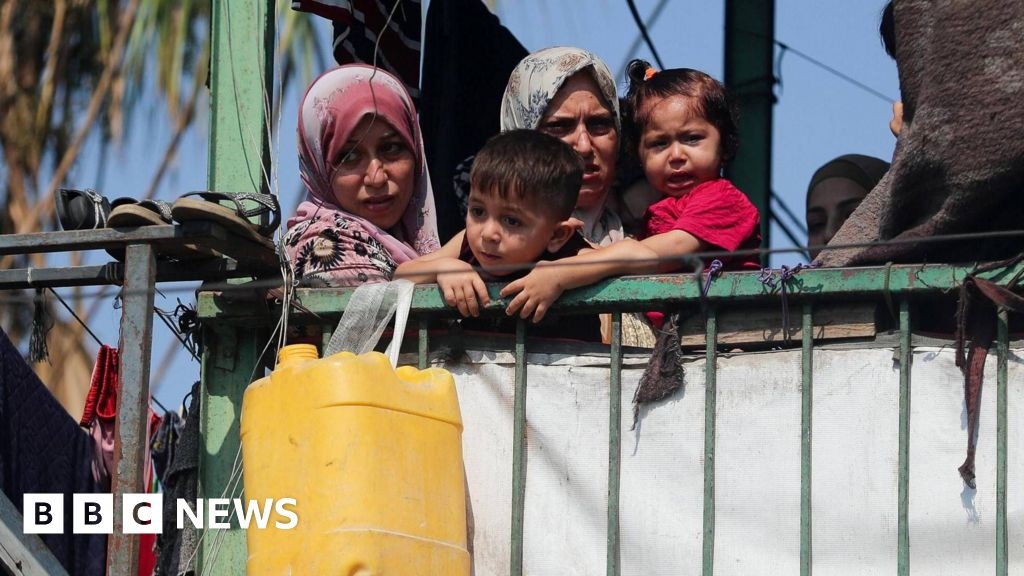 Gaza ceasefire talks on verge of collapse, Palestinian officials say