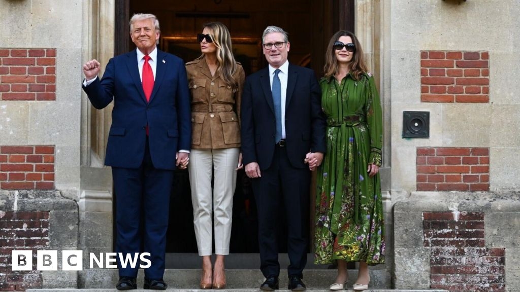 Трамп предполагает, что Стармер может использовать армию для контроля границ Великобритании