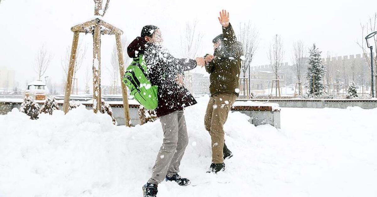 A neve é ​​um obstáculo à educação!