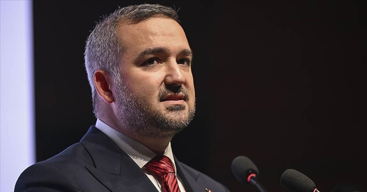 « Il y a une augmentation de 105 milliards de dollars des réserves »