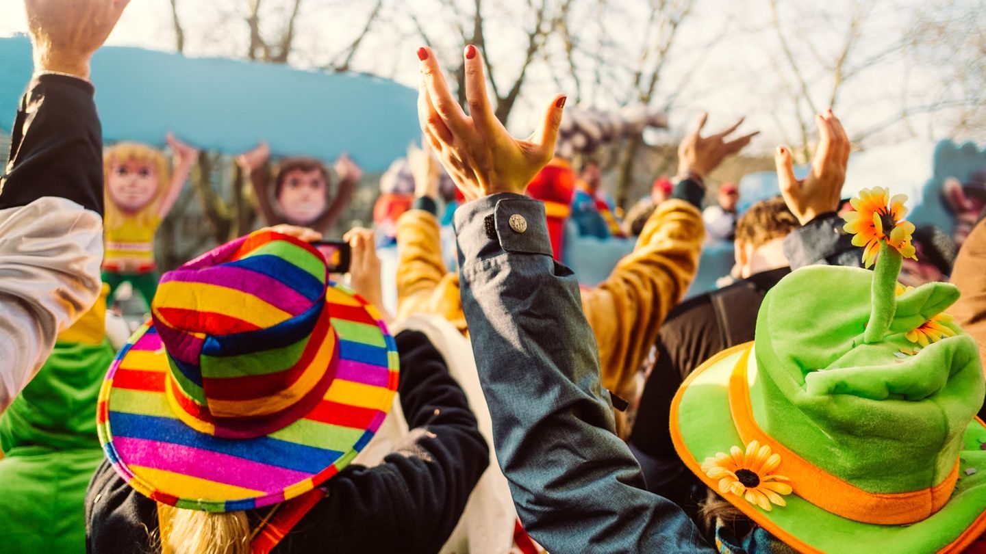 Alaaf and Helau!: What is the difference between Carnival and Fasching?