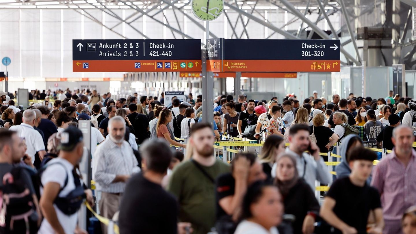 Passagiersrechten: Vlucht vertraagd of geannuleerd: waar u recht op heeft | Capital+