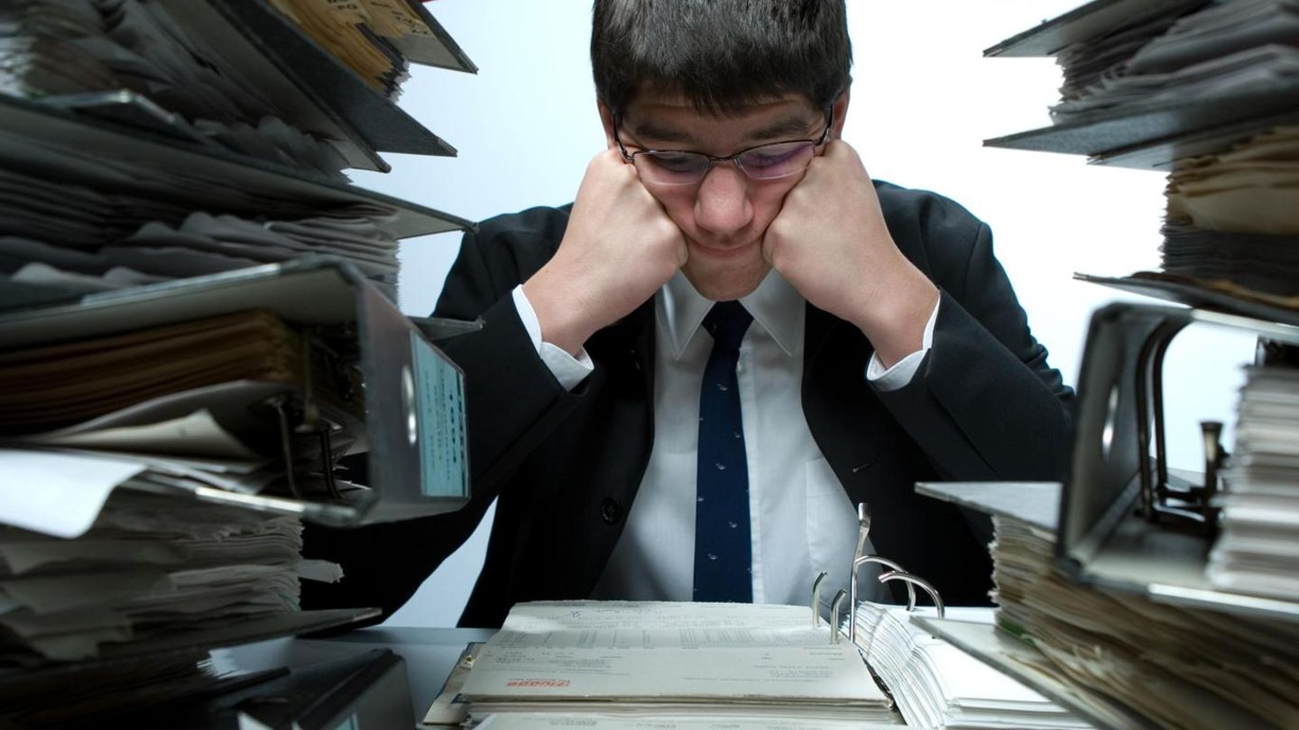 Onderzoeker: Stress door bureaucratie: laat het weg en hoop dat niemand het merkt