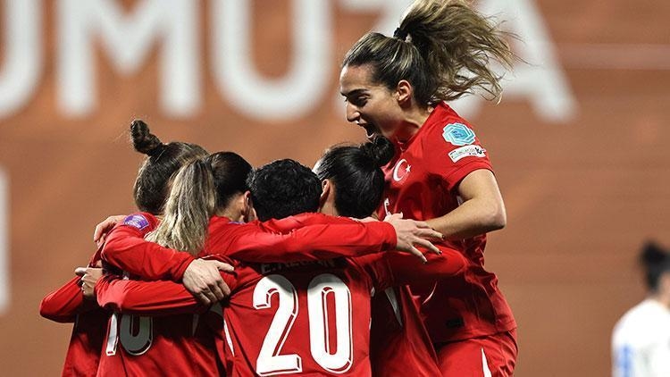 A Seleção Feminina de Futebol venceu a Grécia por apenas um gol!