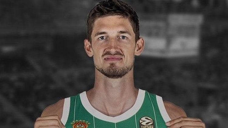 La squadra di Ergin Ataman, il Panathinaikos, ha trasferito il centro tedesco Tibor Pleiss