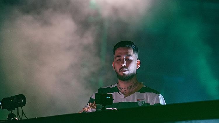 DJ Mahmut Orhan a donné un concert à des milliers de personnes au profit de Bursaspor !