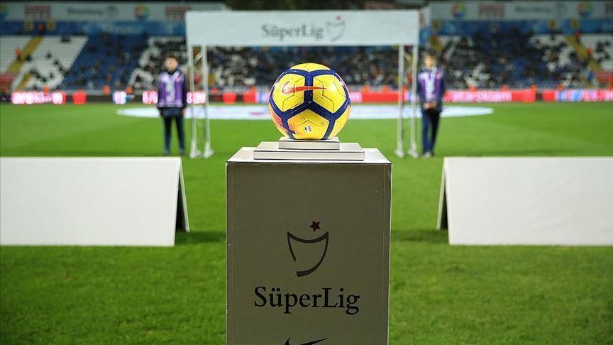 Classement de la Super League Dernier classement de la 34e semaine : Fenerbahçe - Beşiktaş derby résultat : Fenerbahçe Beşiktaş Galatasaray points