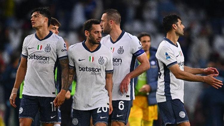 Inter van Hakan Çalhanoğlu wint uitwedstrijd!
