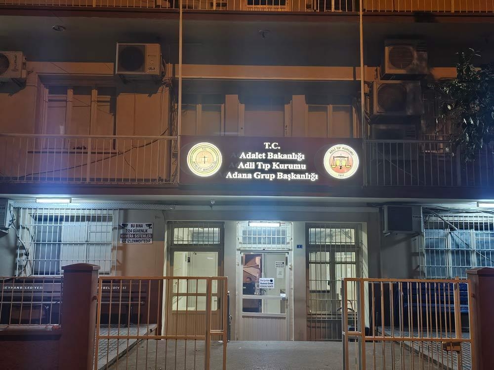 Hartverscheurend incident in Adana! Vader en twee dochters kwamen om het leven toen een vrachtwagen in een irrigatiekanaal belandde.