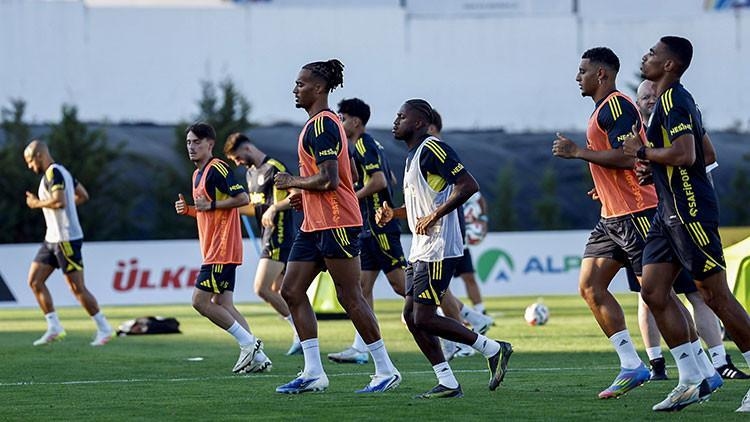 Fenerbahçe hat seine erste Trainingseinheit im portugiesischen Camp abgehalten!