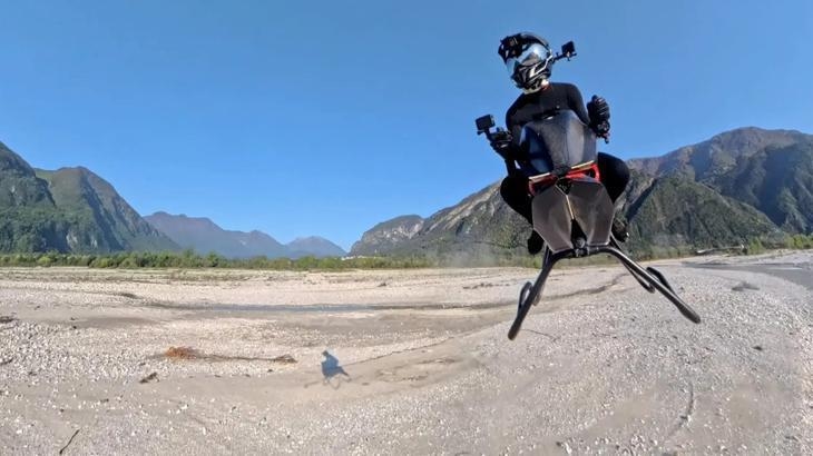 Das neue fliegende Fahrrad sieht aus wie etwas aus Star Wars …