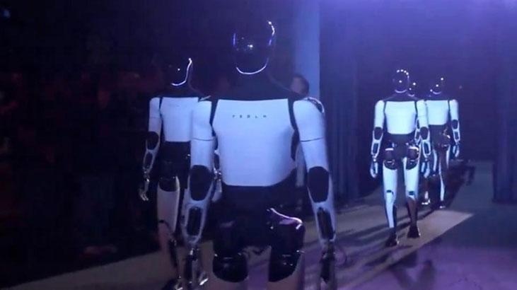 Le directeur du projet de robot humanoïde Optimus de Tesla quitte l'entreprise
