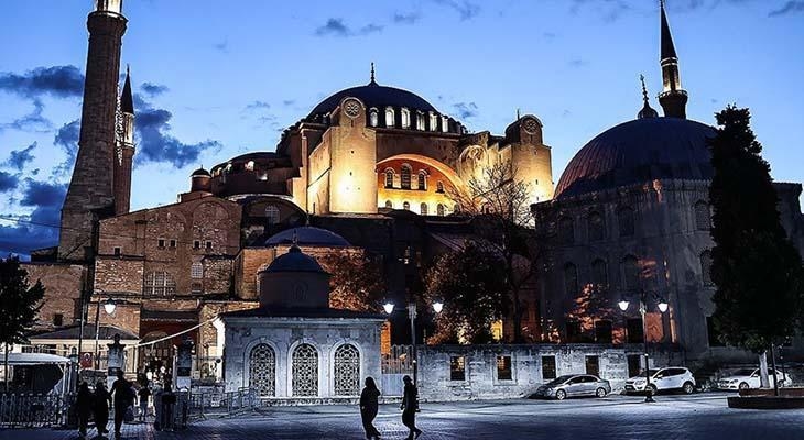 Przerażający scenariusz trzęsienia ziemi w Stambule według prasy amerykańskiej: Czas ucieka, Hagia Sophia może się zawalić