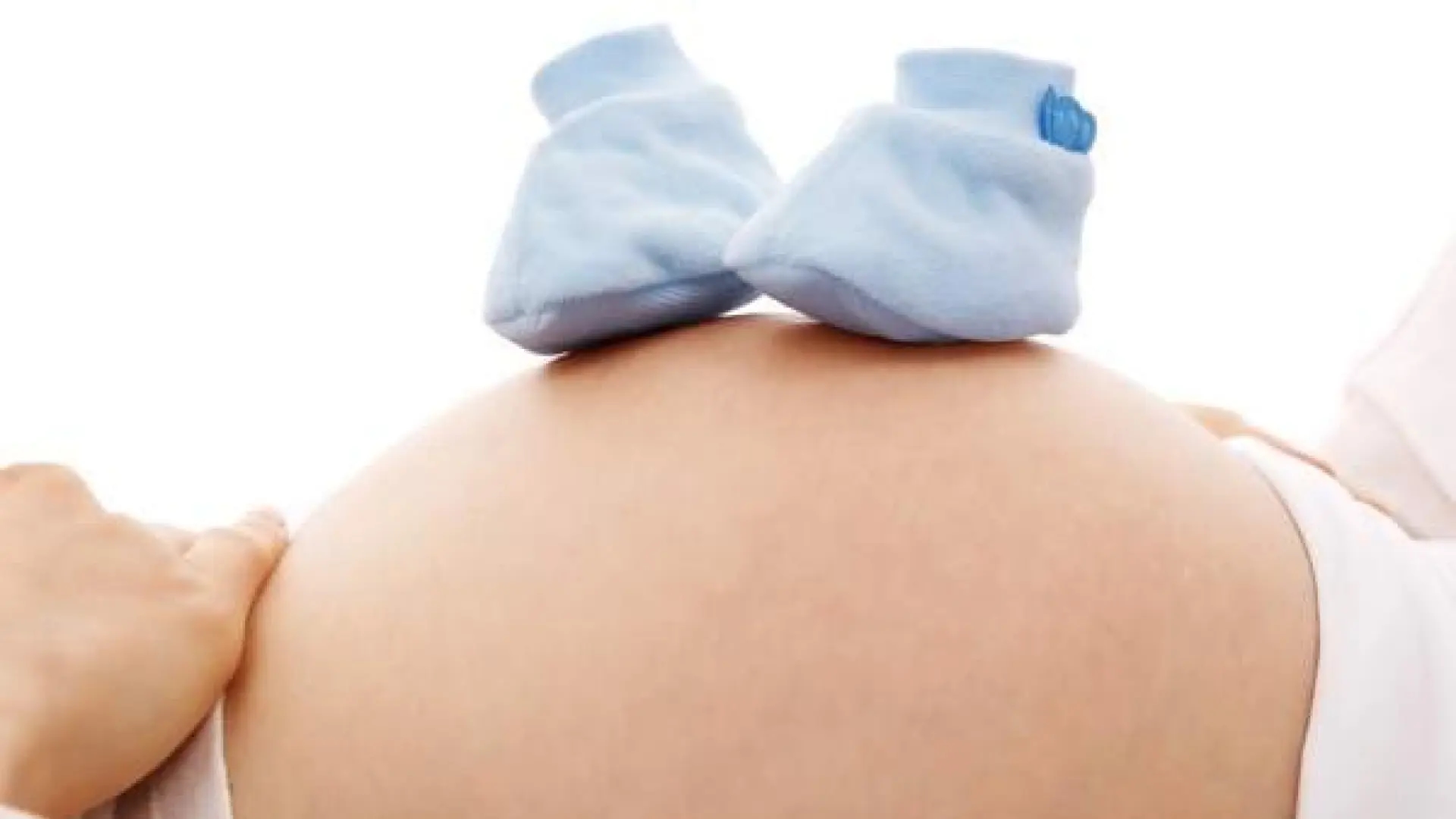 A diet high in sugar during pregnancy is associated with more behavioral problems in childhood.