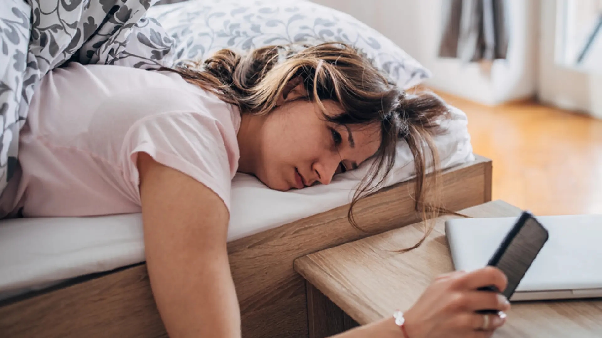 Cómo eliminar el mal aliento matutino de forma rápida, eficaz y natural